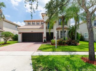 1645 NW 143rd Ter, Pembroke Pines, FL 33028