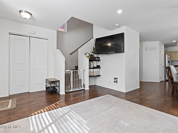 5th image of 3390 E Garin Ct