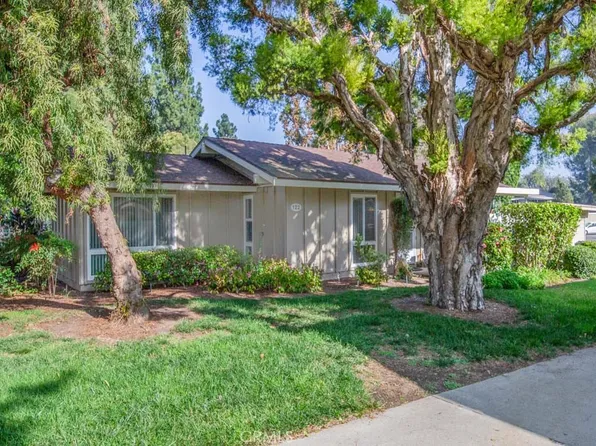 122 Via Estrada #A, Laguna Woods, CA 92637