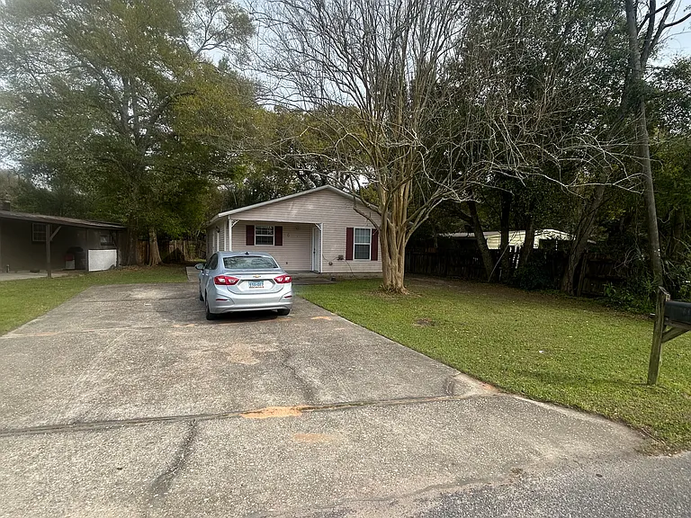 6 Georgia Dr — Photo 6