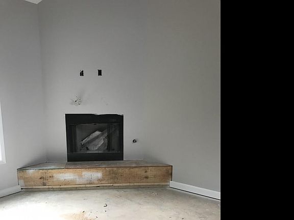 3rd image of 2614 Anthem Way