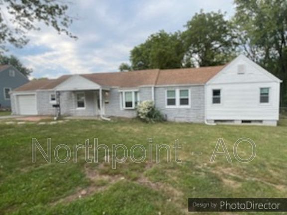 3rd image of 9622 E Linwood Blvd