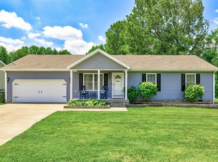 1802 Sunrise Dr, Madisonville, KY 42431
