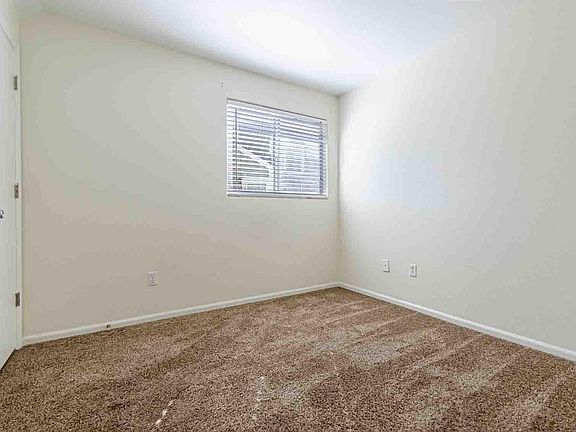 3rd image of 970 S Dawson Way Unit 9