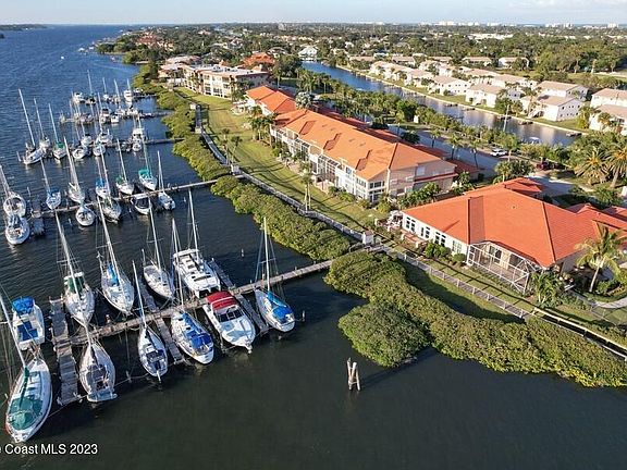 5th image of 12 Marina Isles Blvd