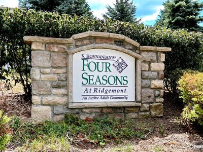 801 Four Seasons Ln, Montvale, NJ, 07645
