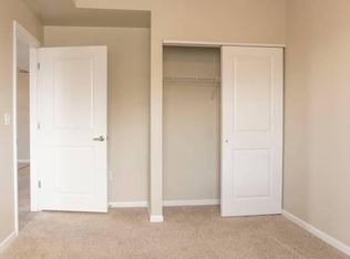 1405 SW Lane St #I-304, Topeka, KS 66604