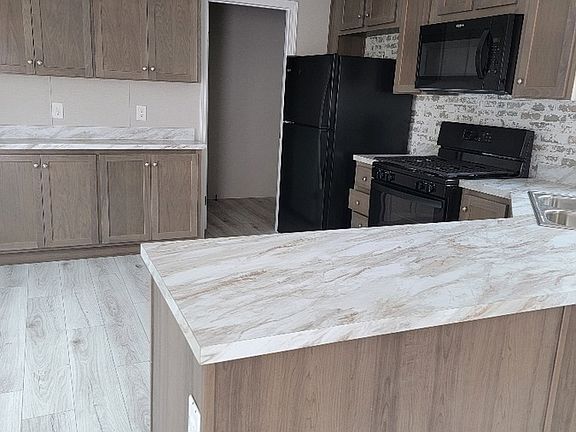 3rd image of 509 Menard Dr