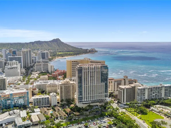 223 Saratoga Rd #3302, Honolulu, HI 96815