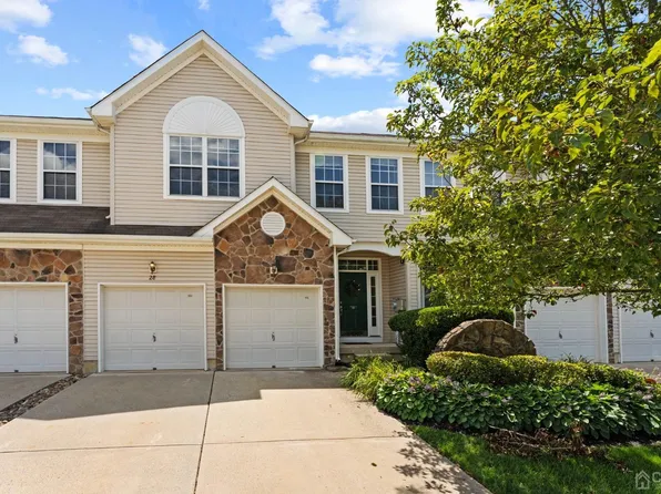 28 Cypress Point Rd, Westampton, NJ 08060