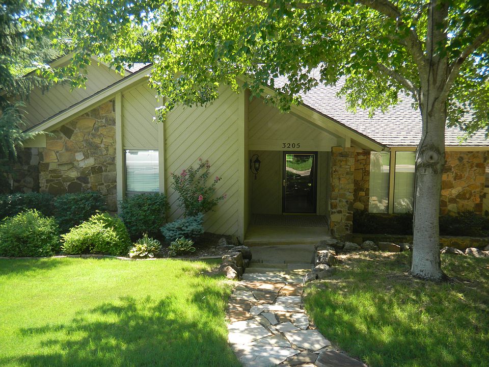 1st image of 3205 Broken Bow Ct