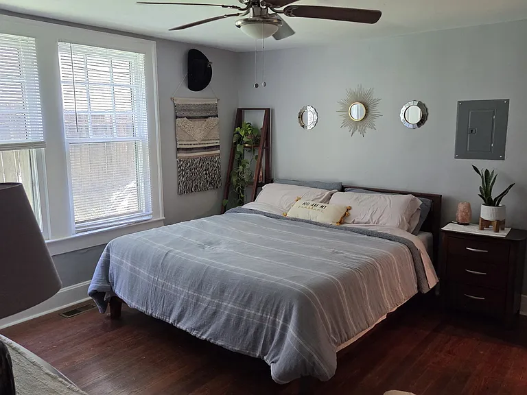Main bedroom