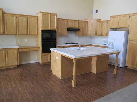 5th image of 3261 Mount Tamalpais Dr
