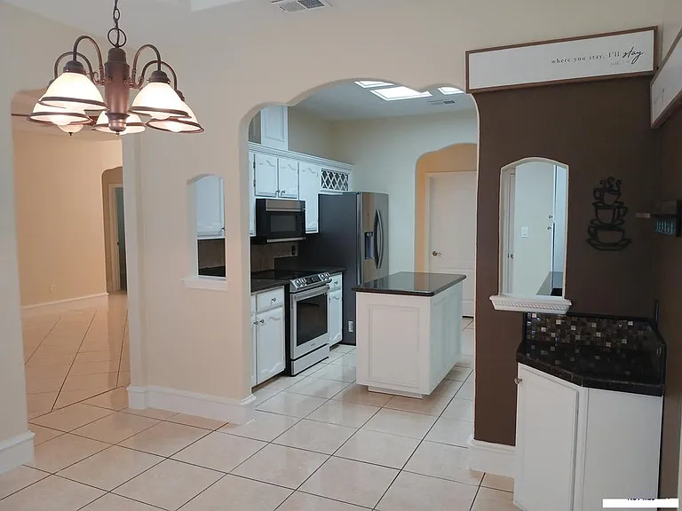 1514 Christian Cir — Photo 17