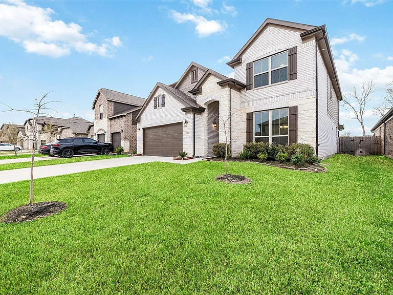 4919 Valley White Oak Ln — Photo 3
