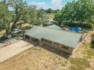 1018 Center St, Buffalo, TX 75831