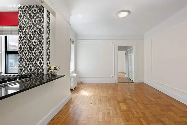 Rented by Sotheby's International Realty | media 13