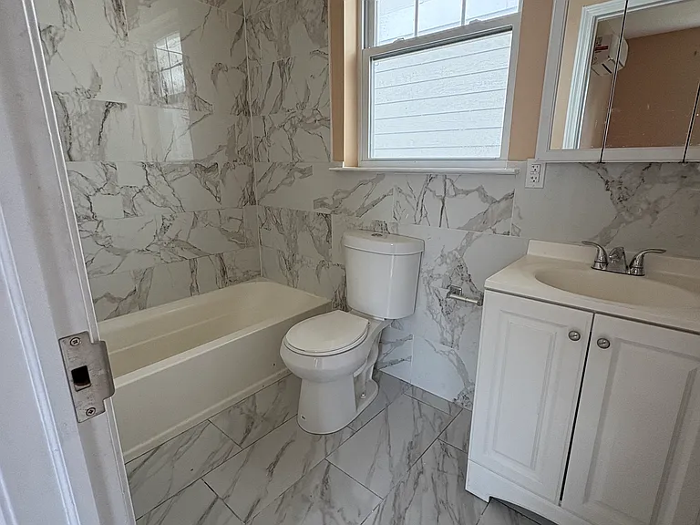 217 Fairmount Ave #1 — Photo 6