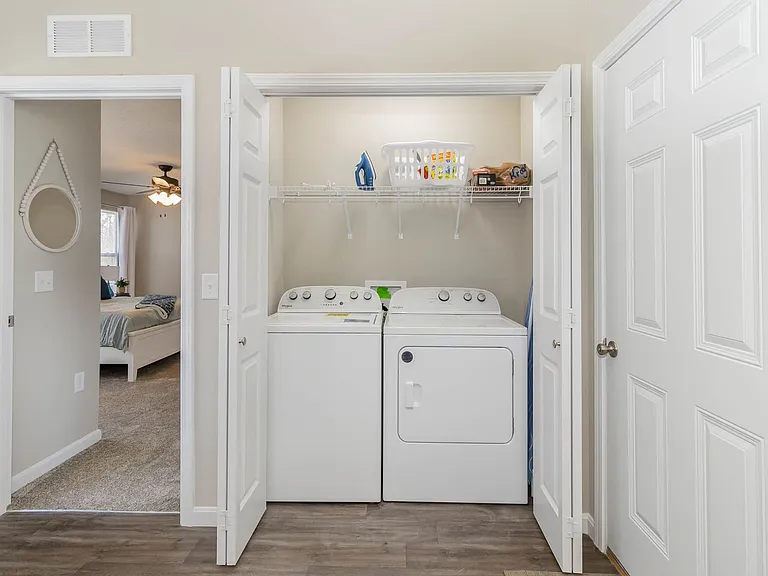 8 E Persimmon Dr — Photo 22