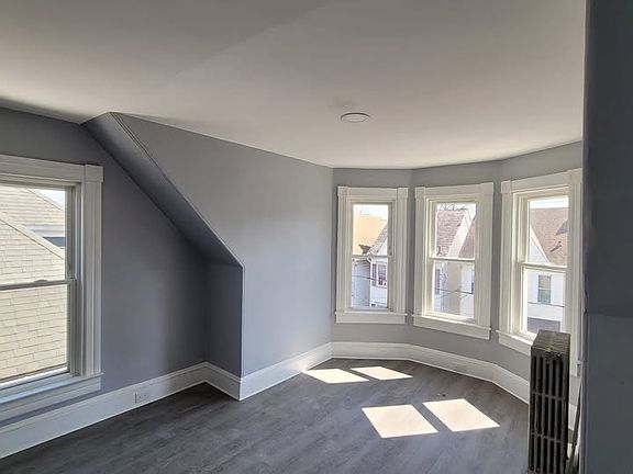 2nd image of 133 Summit Ave Unit 2