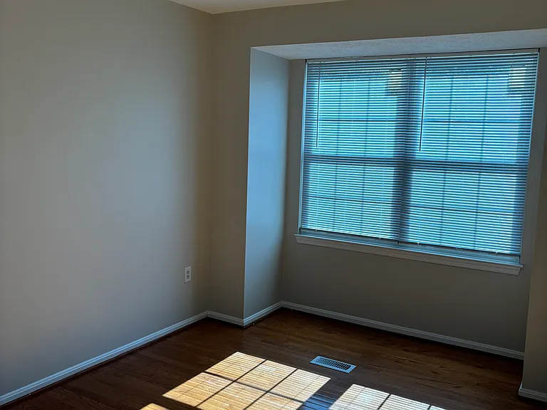 6915 Caribou Ct — Photo 12
