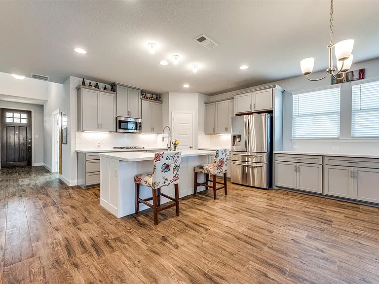 5490 Peregrine Ln — Photo 14