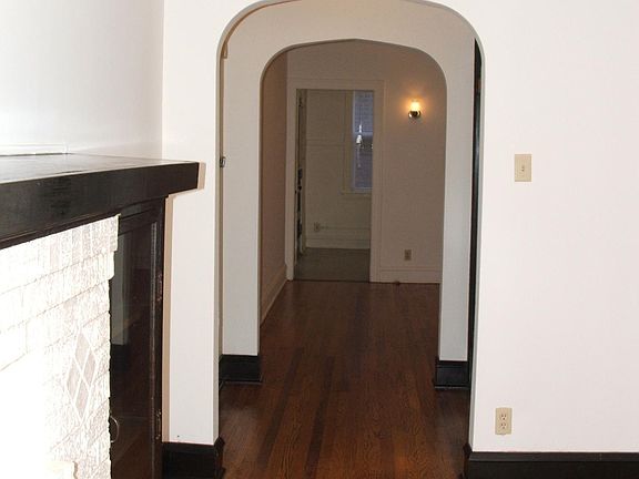 5th image of 3101 N Francisco Ave APT 1