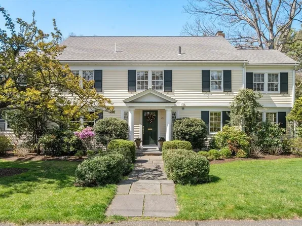 45 Stanford Rd, Wellesley, MA 02481