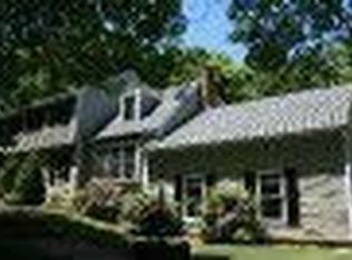 8 Sassafrass Ln, Clinton, CT 06413