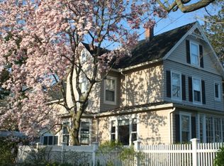 8 Webb Ave, Old Greenwich, CT 06870