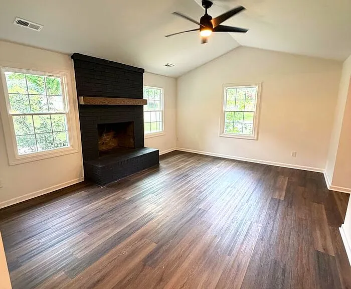 5406 Barrington Dr — Photo 3
