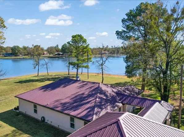 324 County Road 3172, Clarksville, TX 75426