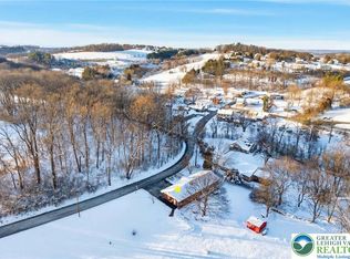 5547 Roosevelt St, Whitehall, PA 18052