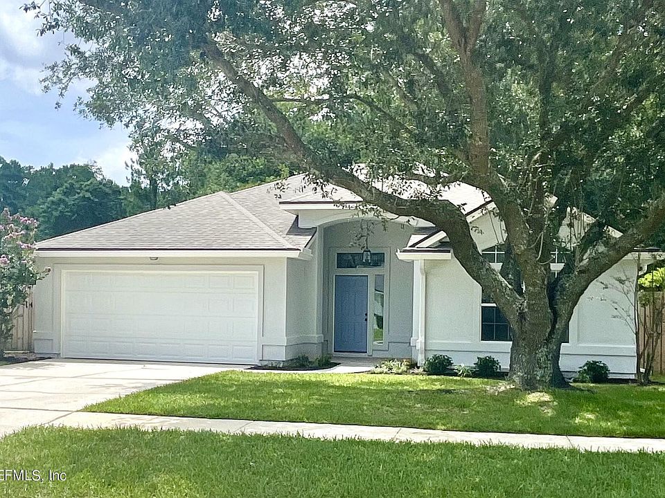 1st image of 13492 LAS BRISAS Way N