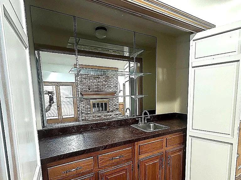 6736 Kirby Trace Cv — Photo 5