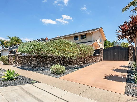 5th image of 7071 Bobhird Dr