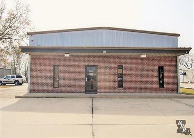1st image of 211 Corporate Dr