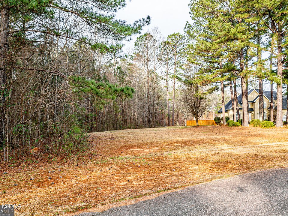 1st image of 415 Darren Carson Ln