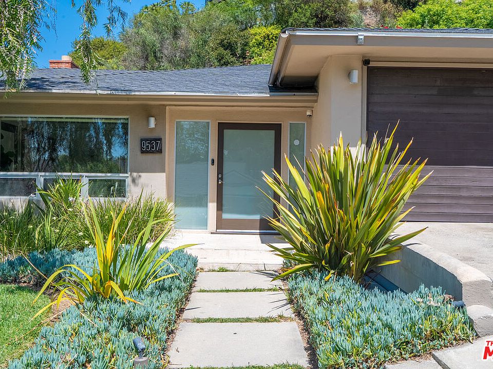 1st image of 9537 Dalegrove Dr