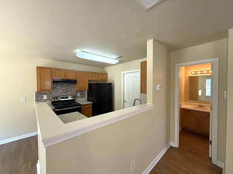 6831 Sunman Rd — Photo 5