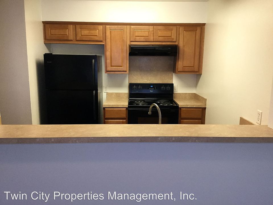 1st image of 2604C Pecan Knoll St