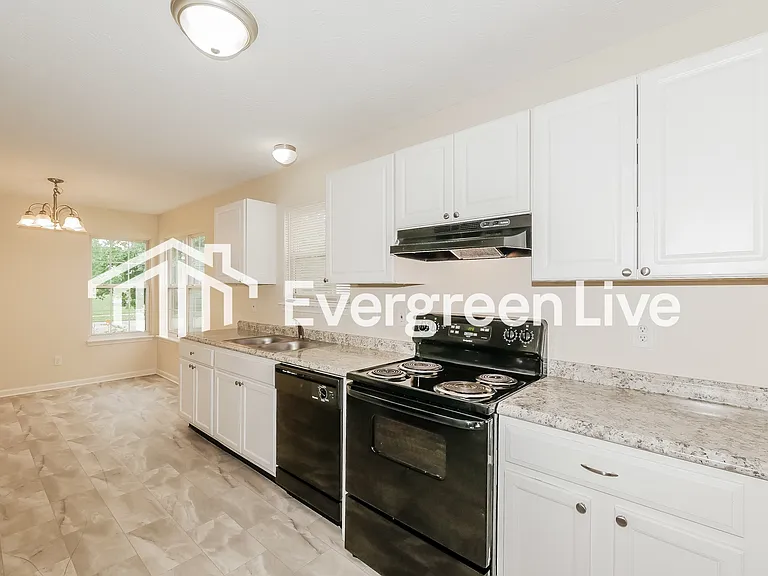 2719 Wortham Way — Photo 8
