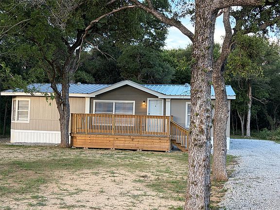 4th image of 111 Shady Springs Dr