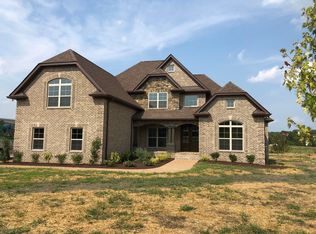 151 Springfield Dr, Lebanon, TN 37087