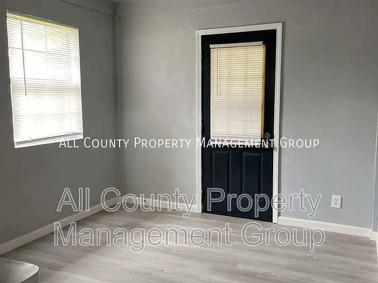 7300 Bob Hanger St — Photo 3