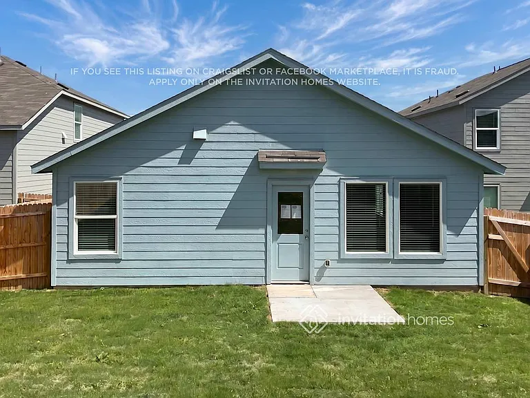 3213 Roslyn Grist — Photo 18