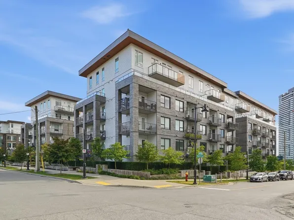 648 Lea Ave #304, Coquitlam, BC V3J 4H4