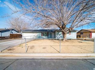 565 Spruce Dr, Fernley, NV 89408