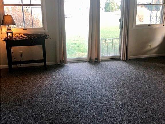 4th image of 308 W Gibson St