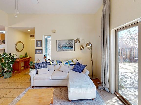 2nd image of 1000 Camino Oraibi